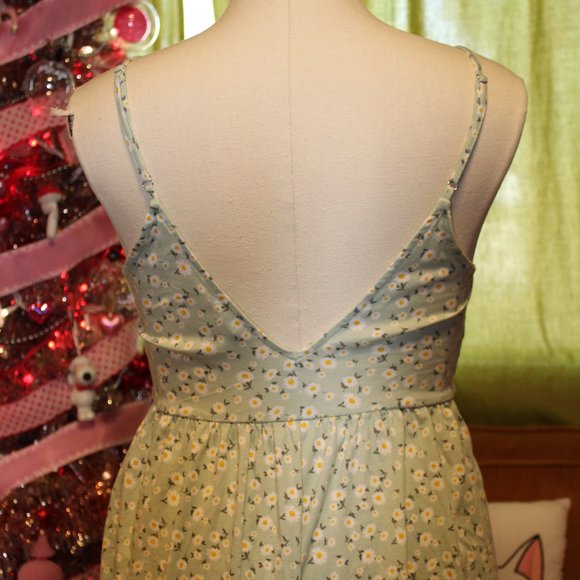 Forever 21 Mint and Daisies ditsy cottagecore Romper - Picture 4 of 8